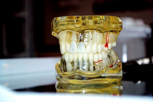 Протезування зубів в Приватній клініці в Миколаєві